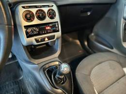 CITROËN - C3 - 2013/2014 - Vermelha - R$ 35.900,00