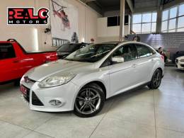 FORD - FOCUS - 2013/2014 - Prata - R$ 52.900,00