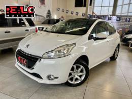 PEUGEOT - 208 - 2014/2015 - Branca - R$ 42.900,00