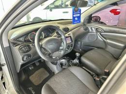 FORD - FOCUS - 2009/2009 - Branca - R$ 30.900,00