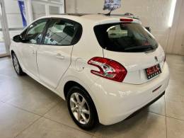 PEUGEOT - 208 - 2014/2015 - Branca - R$ 42.900,00