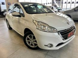 PEUGEOT - 208 - 2014/2015 - Branca - R$ 42.900,00