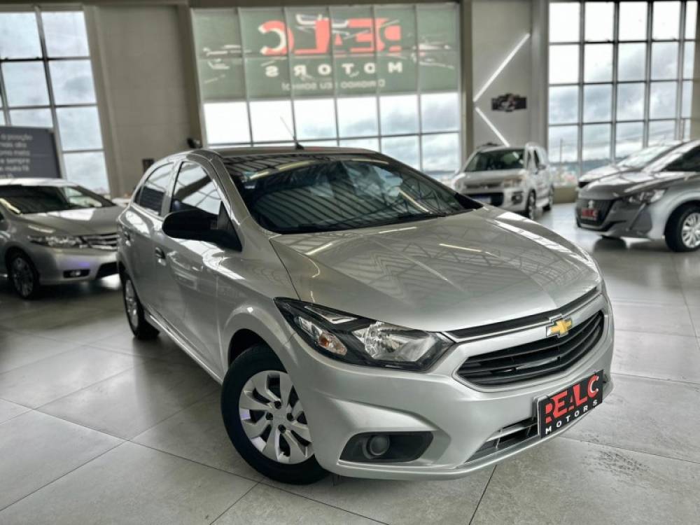 CHEVROLET - ONIX - 2020/2020 - Prata - R$ 52.900,00