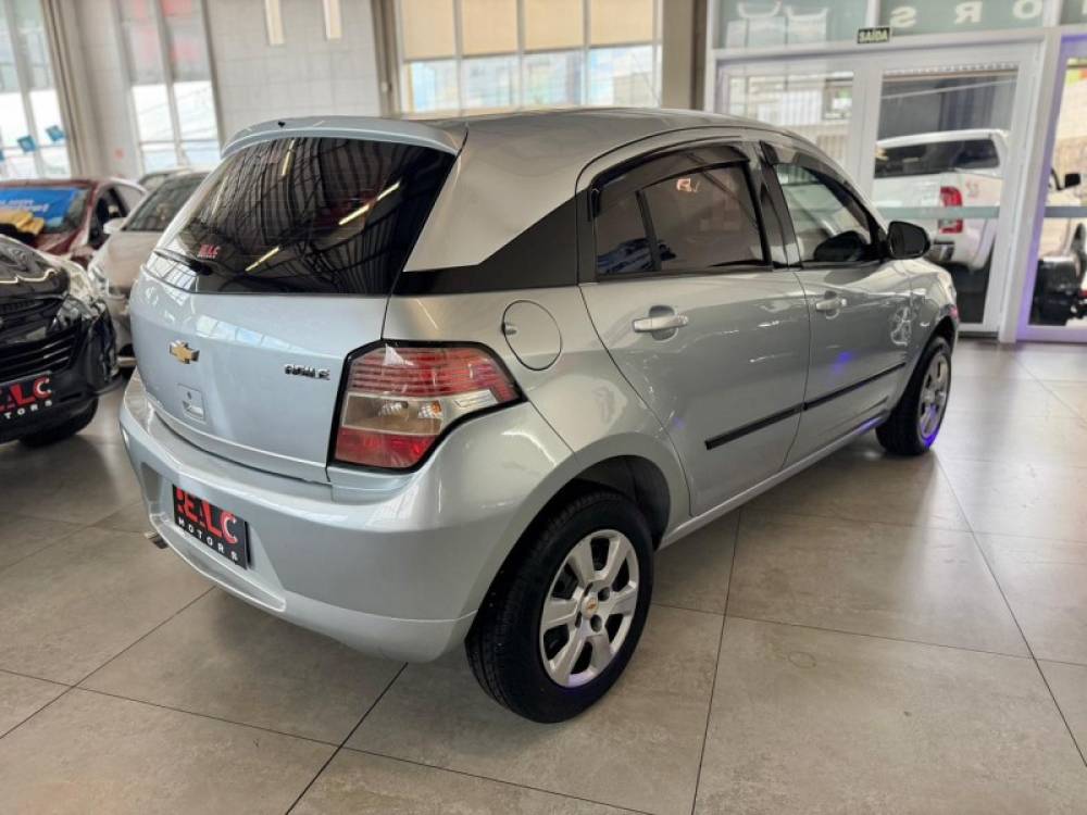 CHEVROLET - AGILE - 2012/2012 - Prata - R$ 32.900,00