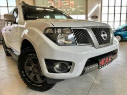 NISSAN - FRONTIER - 2014/2015 - Branca - R$ 109.900,00