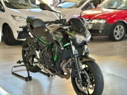 KAWASAKI - Z650 - 2023/2024 - Cinza - R$ 41.900,00