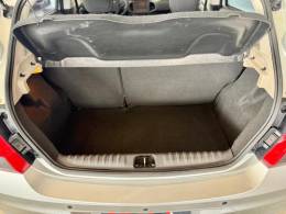 CHEVROLET - ONIX - 2014/2014 - Prata - R$ 46.900,00