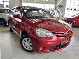 TOYOTA - ETIOS - 2016/2016 - Vermelha - R$ 46.900,00