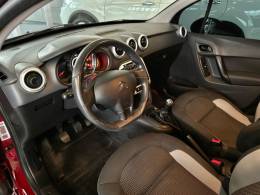 CITROËN - C3 - 2013/2014 - Vermelha - R$ 35.900,00