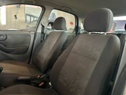 CHEVROLET - CORSA - 2005/2005 - Prata - R$ 24.900,00
