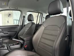 VOLKSWAGEN - AMAROK - 2021/2021 - Branca - R$ 175.900,00