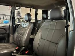 MITSUBISHI - PAJERO TR4 - 2012/2013 - Branca - R$ 64.900,00