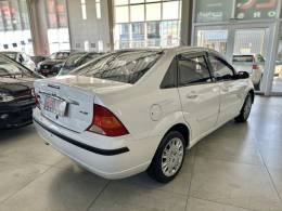 FORD - FOCUS - 2009/2009 - Branca - R$ 30.900,00