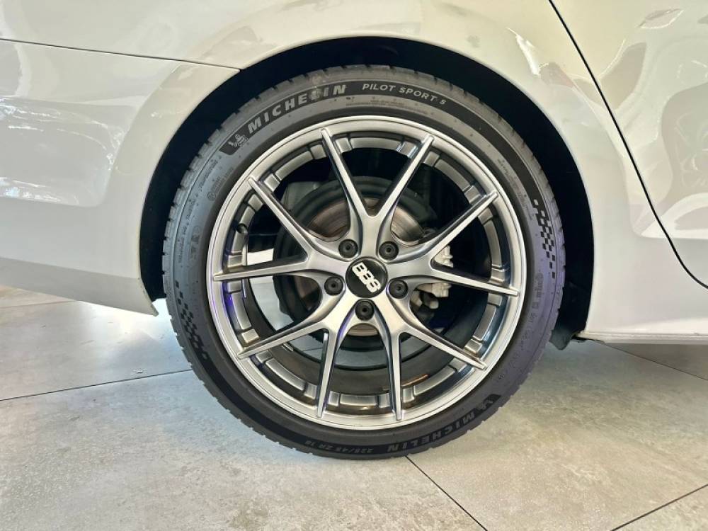 VOLKSWAGEN - JETTA - 2016/2016 - Branca - R$ 96.900,00