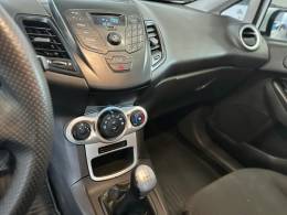 FORD - FIESTA - 2014/2014 - Branca - R$ 44.900,00