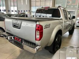 NISSAN - FRONTIER - 2014/2015 - Prata - R$ 103.900,00