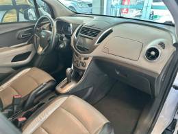 CHEVROLET - TRACKER - 2014/2015 - Branca - R$ 68.900,00