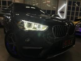 BMW - X1 - 2018/2019 - Cinza - R$ 137.900,00