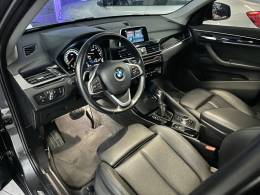 BMW - X1 - 2018/2019 - Cinza - R$ 137.900,00