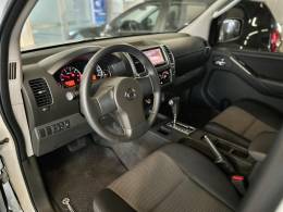 NISSAN - FRONTIER - 2014/2015 - Branca - R$ 109.900,00