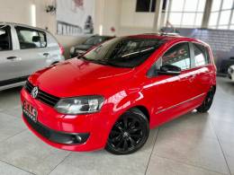 VOLKSWAGEN - FOX - 2010/2011 - Vermelha - R$ 44.900,00