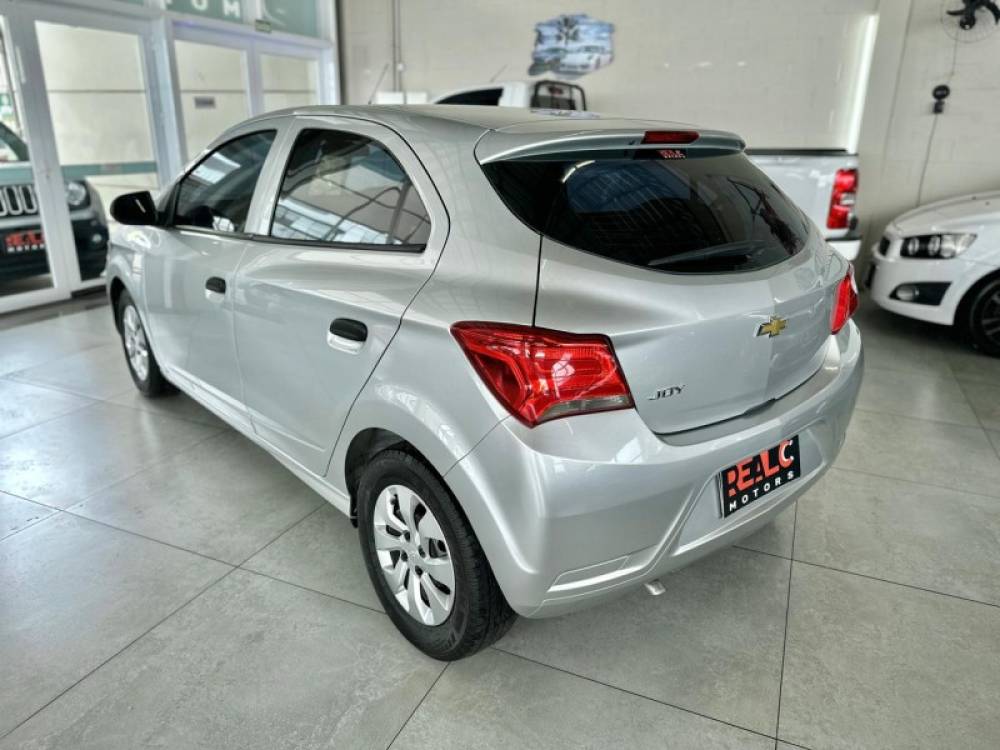 CHEVROLET - ONIX - 2020/2020 - Prata - R$ 52.900,00