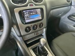 FORD - FOCUS - 2010/2011 - Prata - R$ 40.900,00