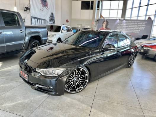BMW - 320I - 2012/2013 - Preta - R$ 98.900,00