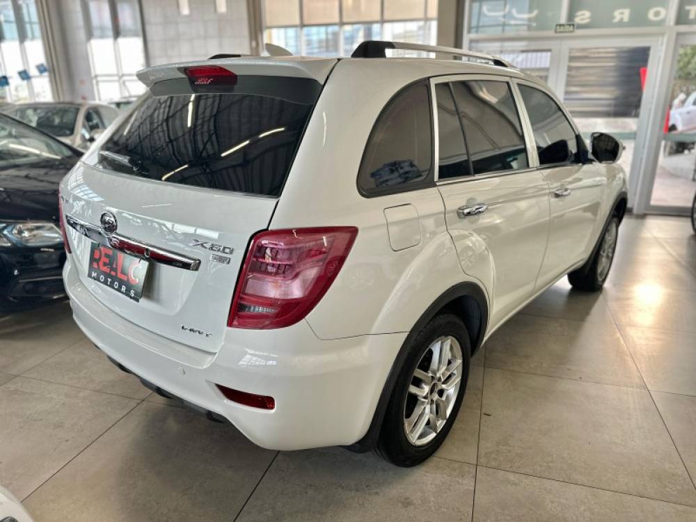 LIFAN - X60 - 2015/2016 - Branca - R$ 42.900,00
