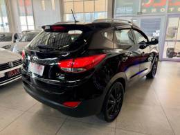 HYUNDAI - IX35 - 2013/2014 - Preta - R$ 71.900,00
