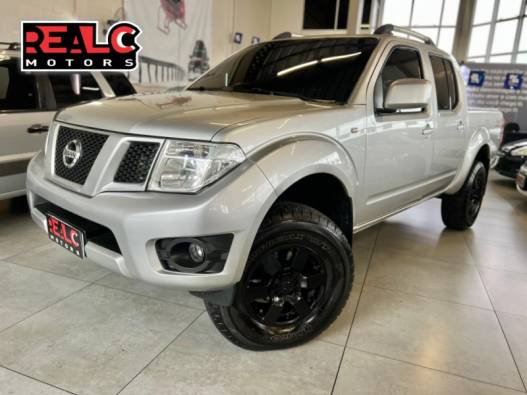 NISSAN - FRONTIER - 2014/2015 - Prata - R$ 103.900,00