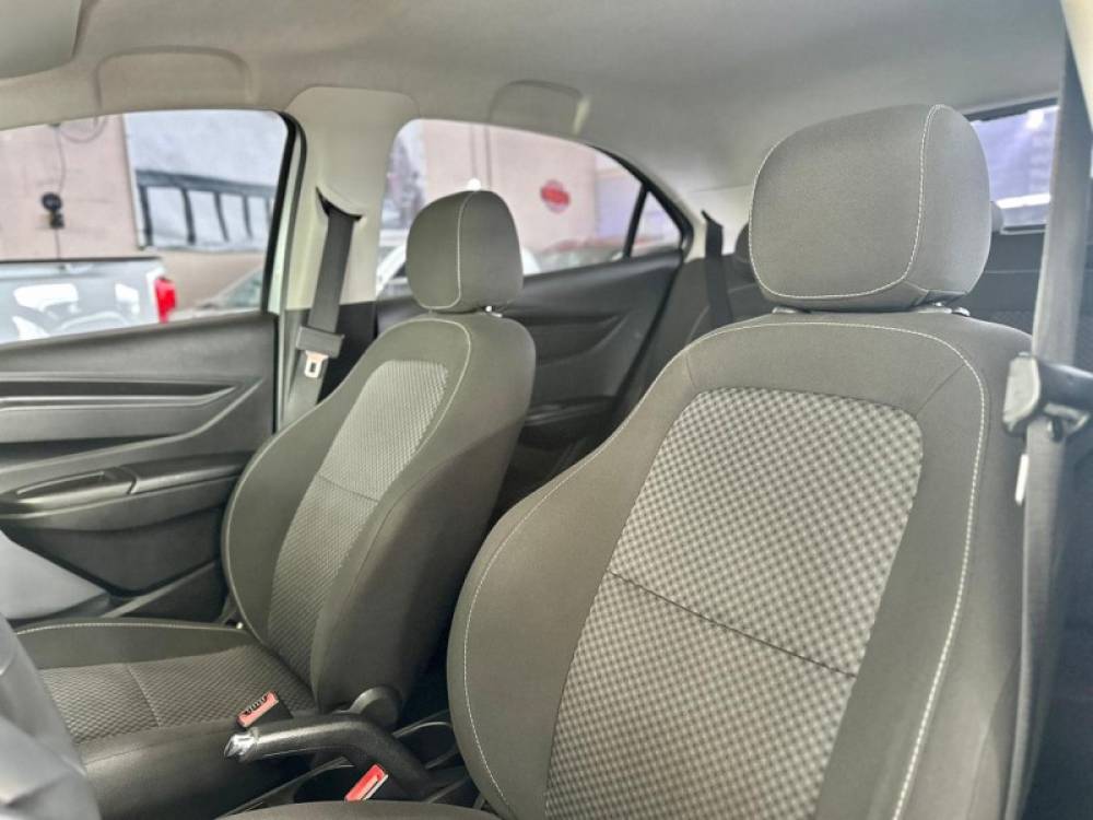 CHEVROLET - ONIX - 2020/2020 - Prata - R$ 52.900,00