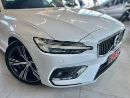 VOLVO - S60 - 2020/2020 - Branca - R$ 196.900,00