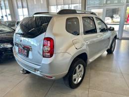 RENAULT - DUSTER - 2012/2013 - Prata - R$ 48.900,00