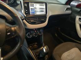 PEUGEOT - 208 - 2014/2014 - Vermelha - R$ 42.900,00