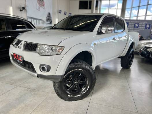 MITSUBISHI - L200 TRITON - 2013/2013 - Branca - R$ 127.900,00