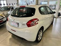 PEUGEOT - 208 - 2014/2015 - Branca - R$ 42.900,00