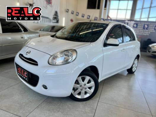 NISSAN - MARCH - 2013/2014 - Branca - R$ 40.900,00