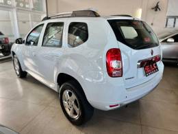 RENAULT - DUSTER - 2012/2013 - Branca - R$ 51.900,00