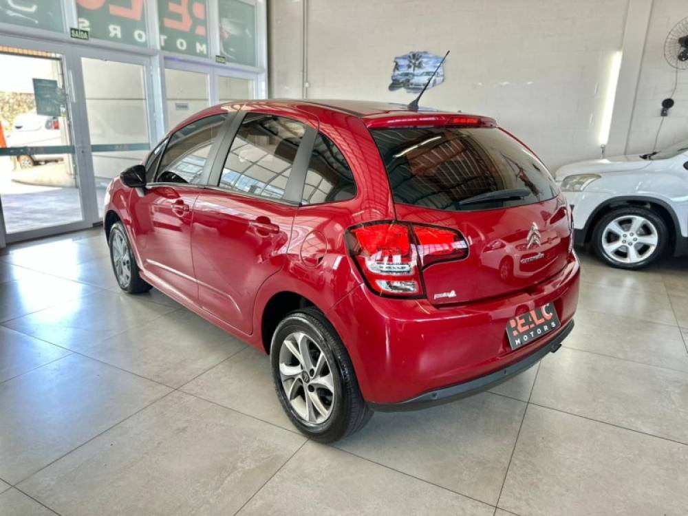 CITROËN - C3 - 2016/2017 - Vermelha - R$ 48.900,00