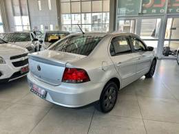 VOLKSWAGEN - VOYAGE - 2009/2010 - Prata - R$ 34.900,00