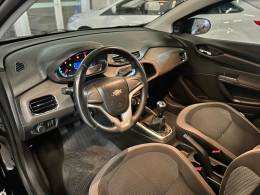 CHEVROLET - PRISMA - 2015/2015 - Preta - R$ 50.900,00