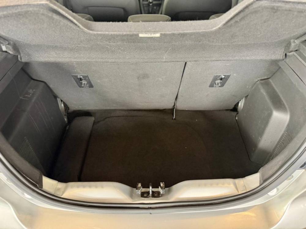 FORD - KA - 2017/2018 - Prata - R$ 44.900,00