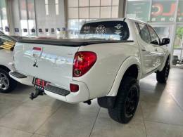 MITSUBISHI - L200 TRITON - 2013/2013 - Branca - R$ 128.900,00