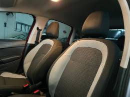 CITROËN - C3 - 2013/2014 - Vermelha - R$ 35.900,00
