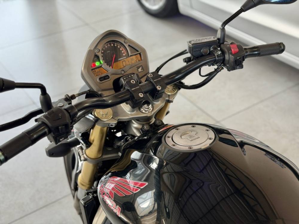 HONDA - CB 600F - 2009/2009 - Preta - R$ 34.900,00