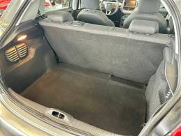PEUGEOT - 208 - 2013/2014 - Prata - R$ 41.900,00