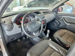 RENAULT - DUSTER - 2012/2013 - Branca - R$ 51.900,00