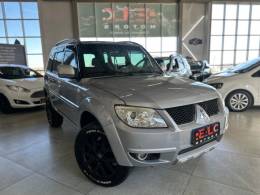 MITSUBISHI - PAJERO TR4 - 2010/2010 - Prata - R$ 59.900,00