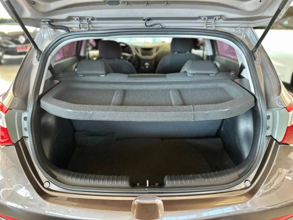 HYUNDAI - HB20 - 2016/2016 - Marrom - R$ 47.900,00